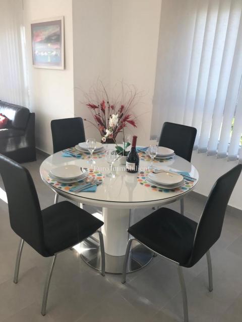 Promajna - appartamento di lusso vicino alla spiaggia