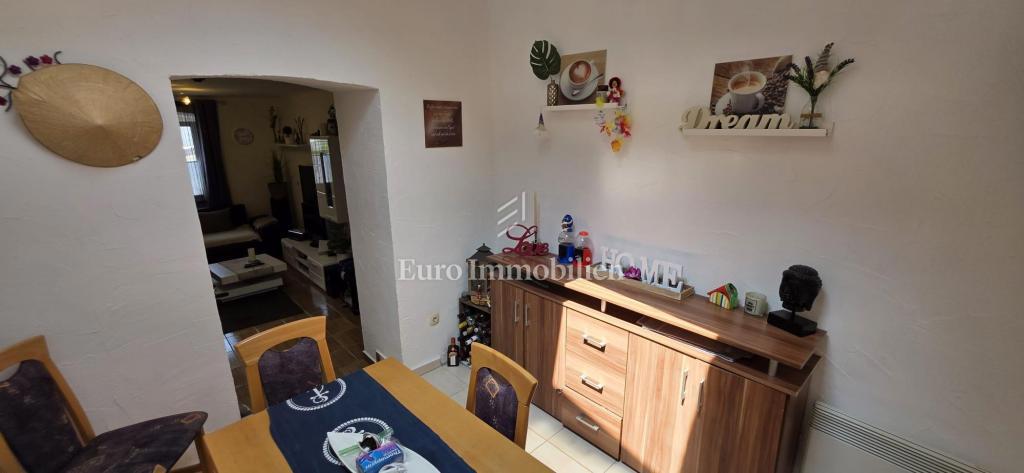 Crikvenica, casa a schiera in ottima posizione