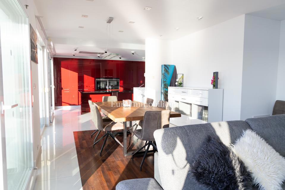 Villa prima fila sul mare con vista panoramica