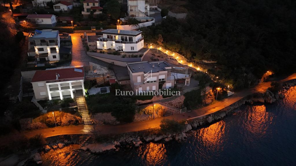 Villa prima fila sul mare con vista panoramica