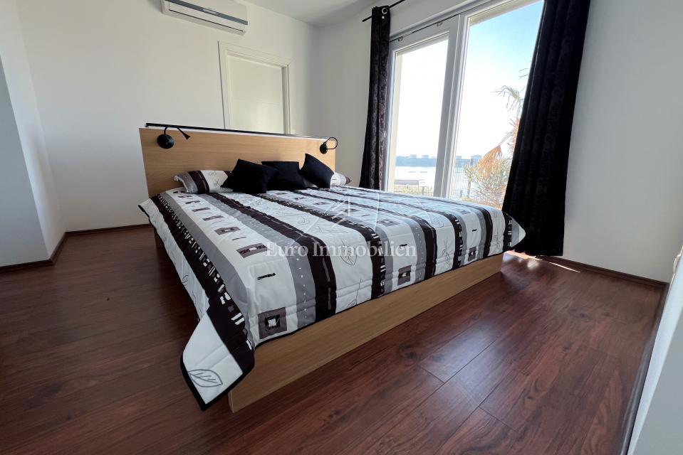 Villa prima fila sul mare con vista panoramica