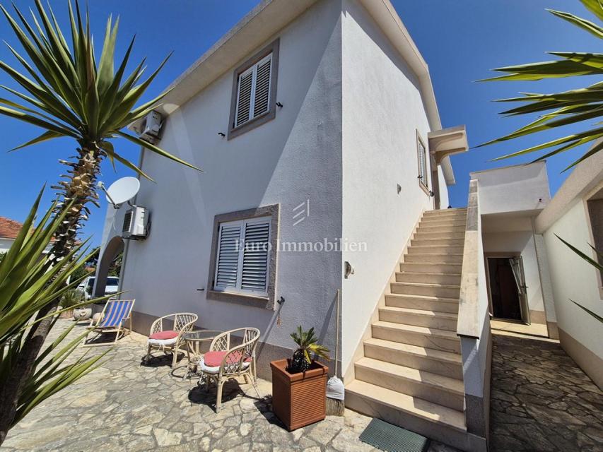 Casa vicino alla spiaggia, con vista mare