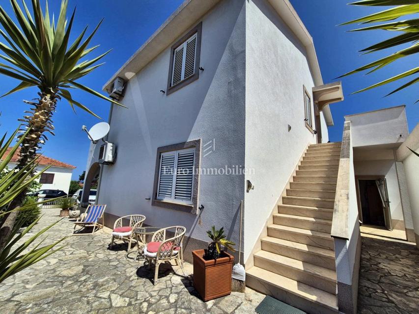 Casa vicino alla spiaggia, con vista mare