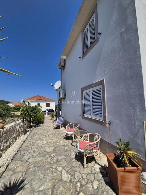 Casa vicino alla spiaggia, con vista mare