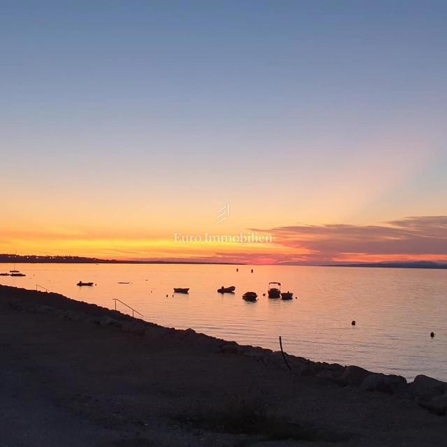 Nin - condominio, prima fila al mare