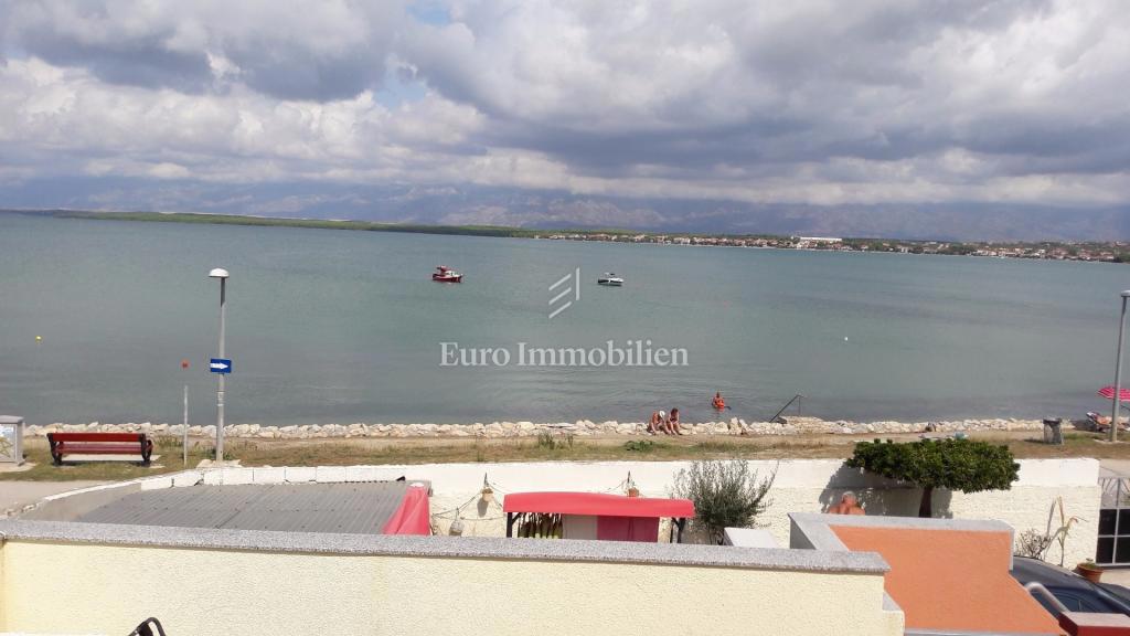 Nin - condominio, prima fila al mare