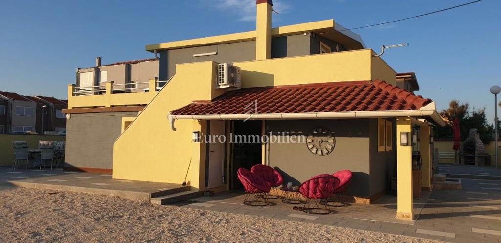 Nin - condominio, prima fila al mare