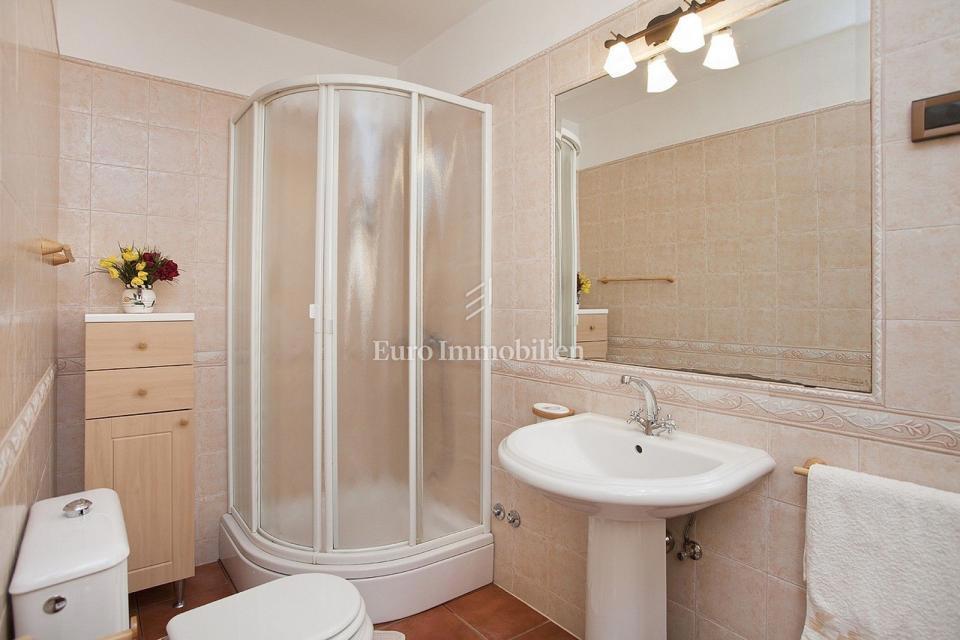 Barban - casa con piscina vicino al mare