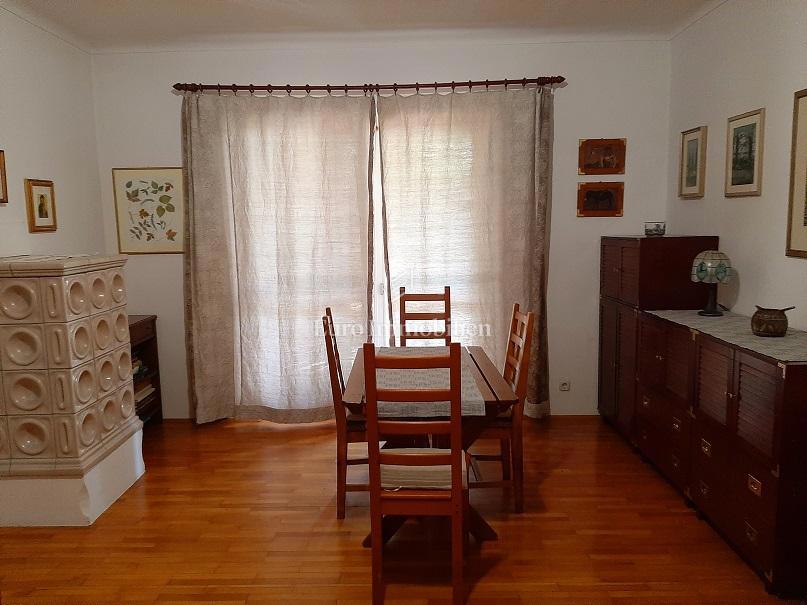 Novalja - 2 case con un grande giardino nel centro di Novalja