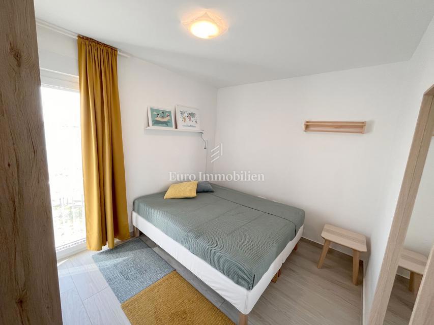 Pag, Povljana, Appartamento in prima fila sul mare