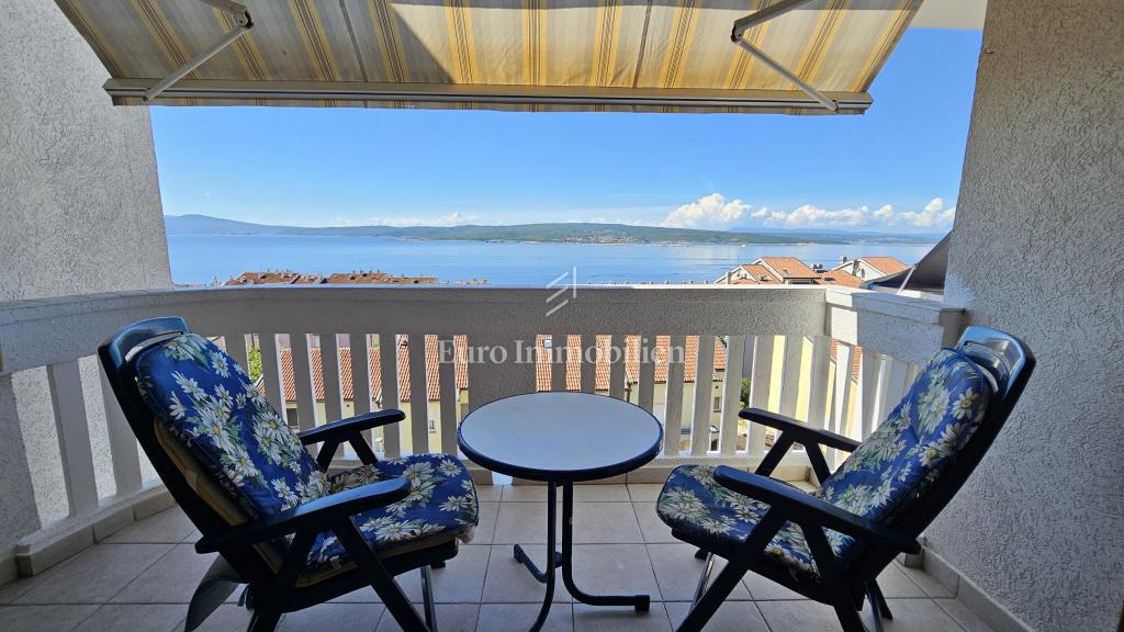 Crikvenica, Appartamento arredato con vista panoramica sul mare