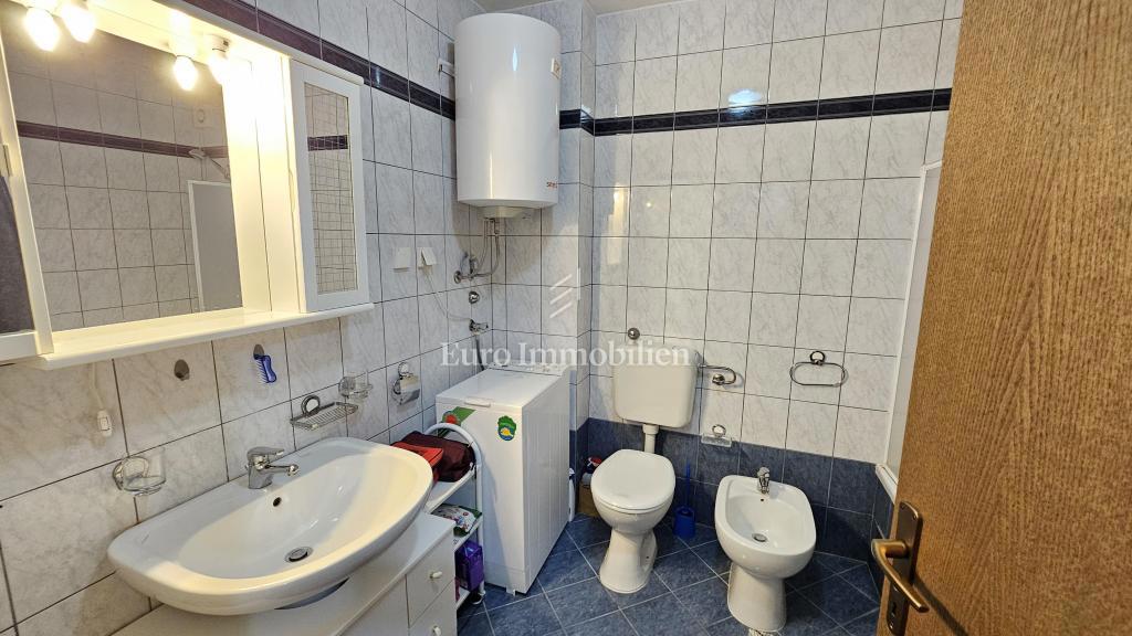 Crikvenica, Appartamento arredato con vista panoramica sul mare