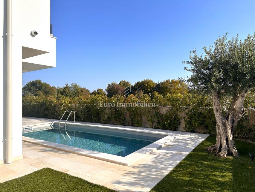 Malinska - casa nuova di qualità con piscina