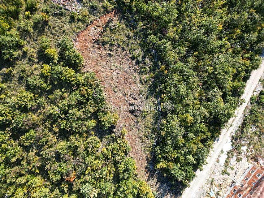 Crikvenica, Terreno con permesso di costruzione 