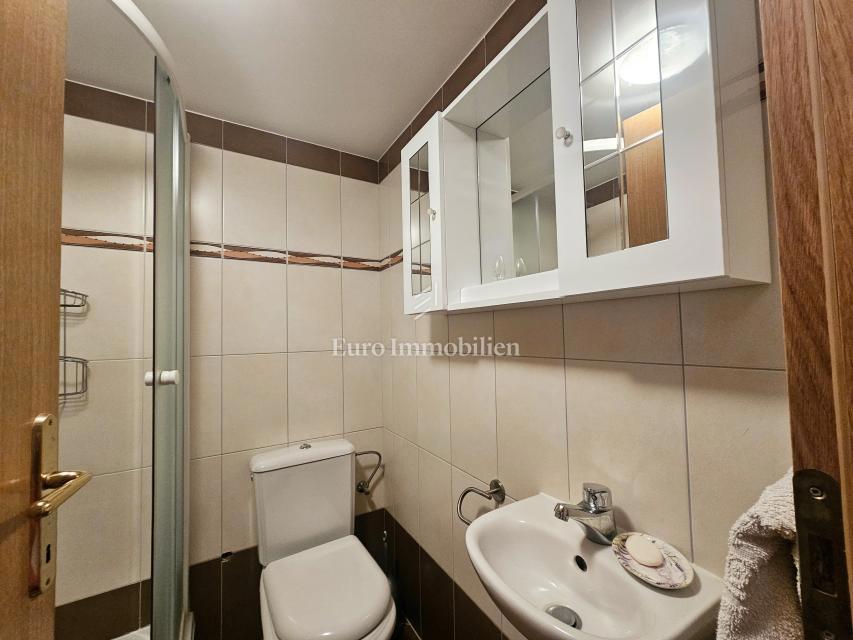 Casa in pietra nel centro di Omišalj