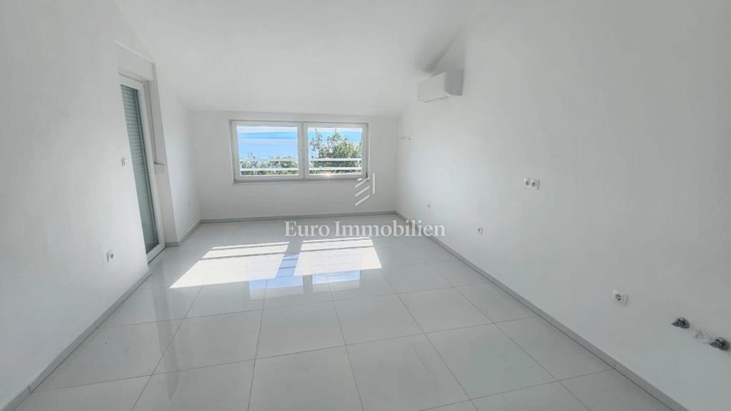 Crikvenica, Appartamento duplex vicino al mare