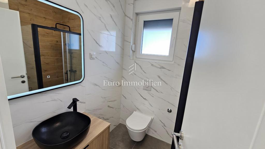 Novi Vinodolski, Appartamento in nuova costruzione al primo piano