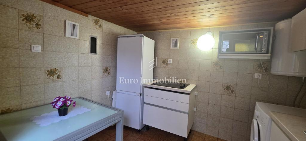 Casa con terrazza e vista mare vicino alla spiaggia