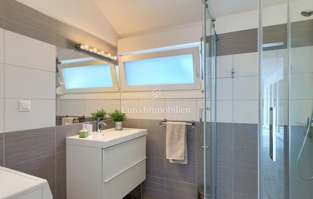 Bella casa con piscina - Parenzo