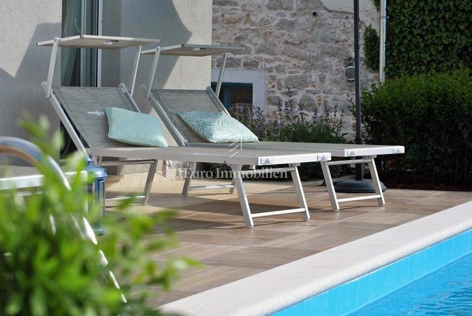 Bella casa con piscina - Parenzo