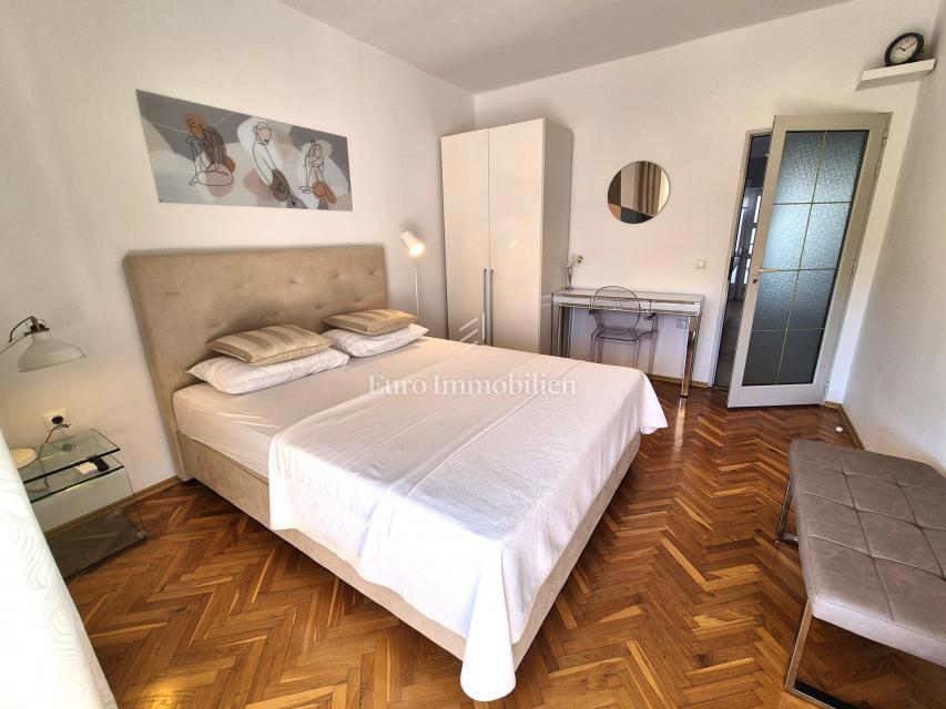 Appartamento recentemente ristrutturato con vista mare