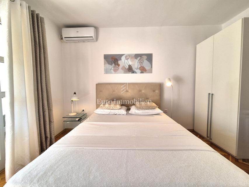 Appartamento recentemente ristrutturato con vista mare