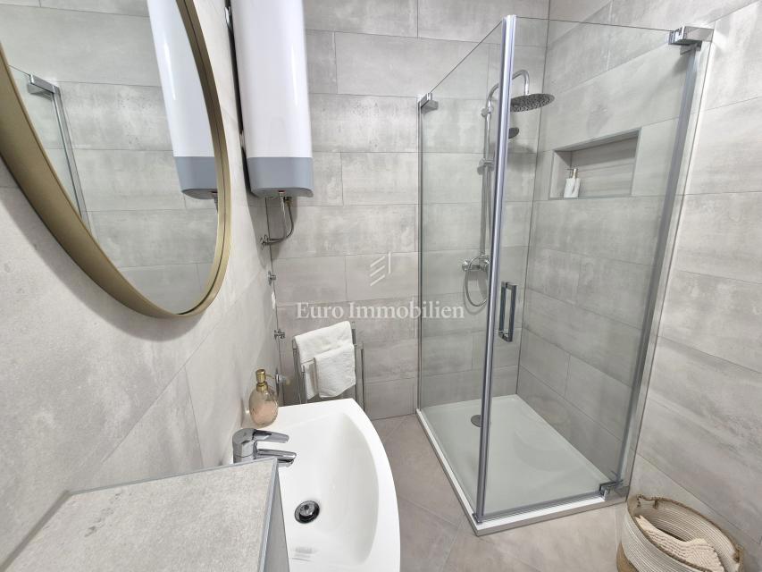 Appartamento recentemente ristrutturato con vista mare