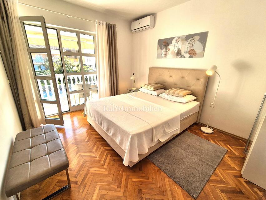 Appartamento recentemente ristrutturato con vista mare