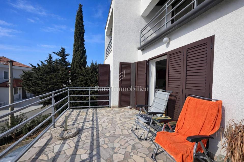 Appartamento con giardino e garage in posizione eccellente