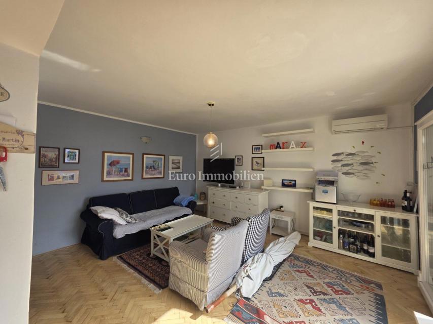 Appartamento con giardino e garage in posizione eccellente