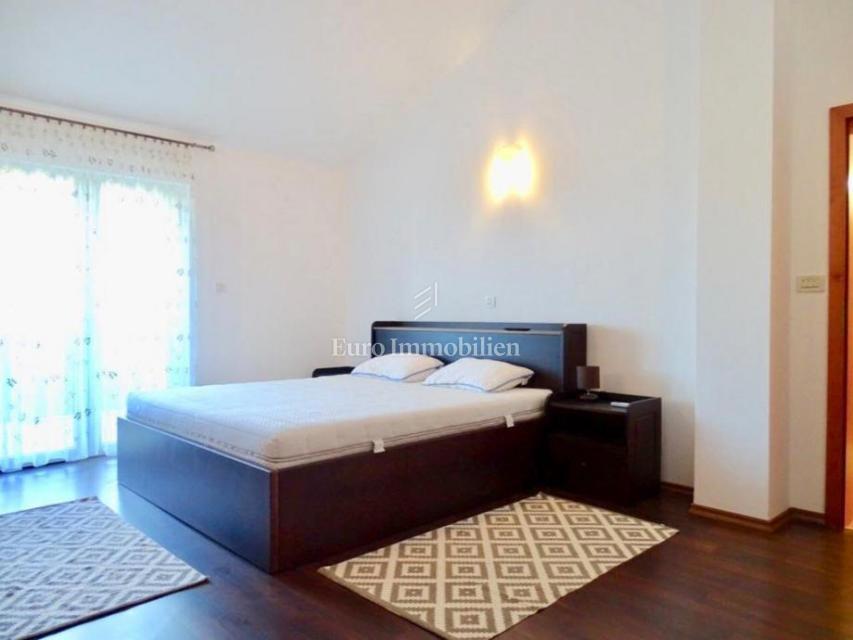 Island Krk, Malinska, house with pool, third row from the sea!