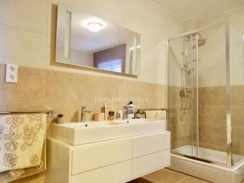 Island Krk, Malinska, house with pool, third row from the sea!