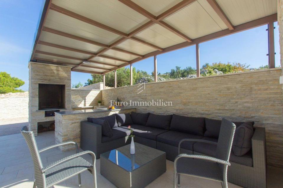 Murter – Villa di lusso con piscina vista Kornati