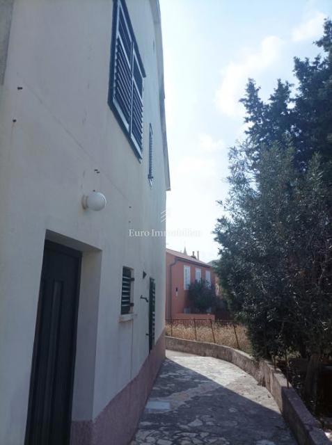Novalja - casa con appartamento separato in centro città