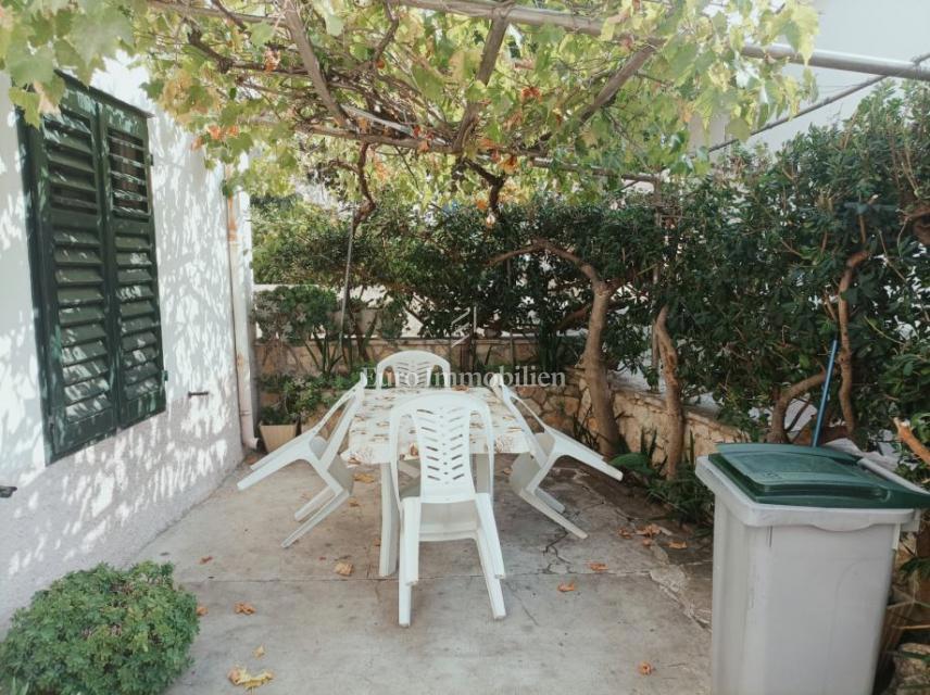 Novalja - casa con appartamento separato in centro città