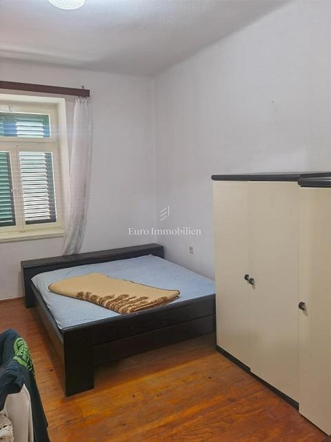 Novalja - casa con appartamento separato in centro città