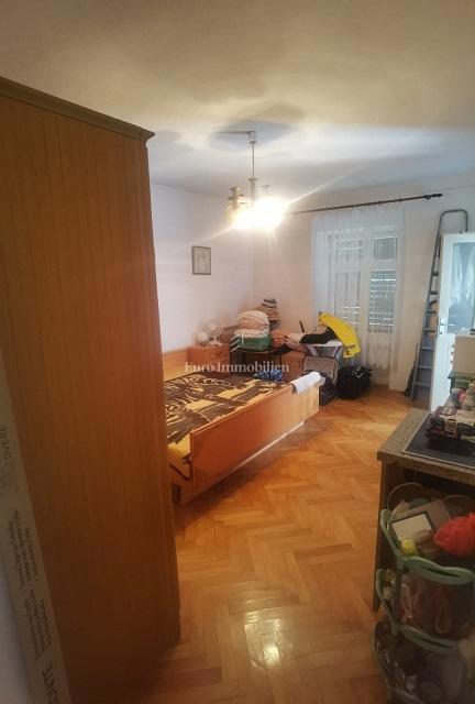 Novalja - casa con appartamento separato in centro città