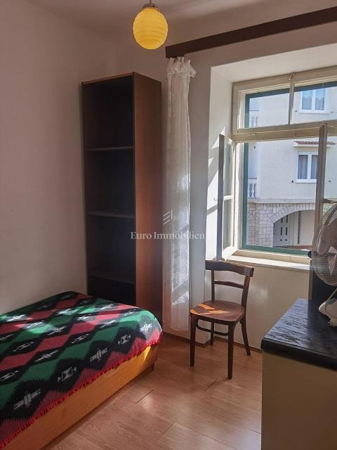 Novalja - casa con appartamento separato in centro città