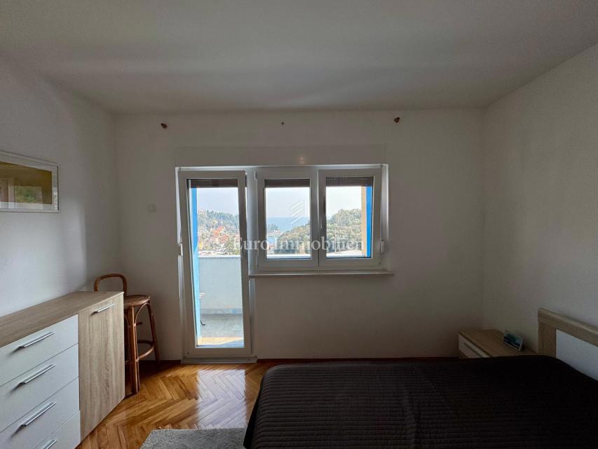 Istria - appartamento con vista mare in posizione tranquilla