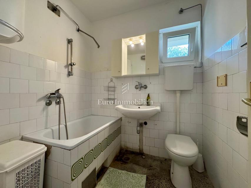 Istria - appartamento con vista mare in posizione tranquilla