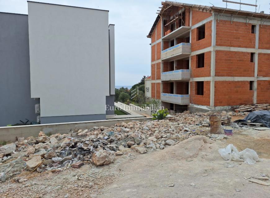 Novalja – Bilocale con giardino, piano terra