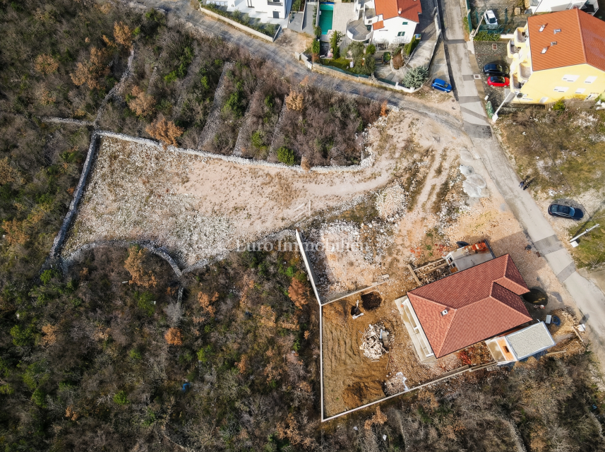 Jadranovo, terreno edificabile con vista mare