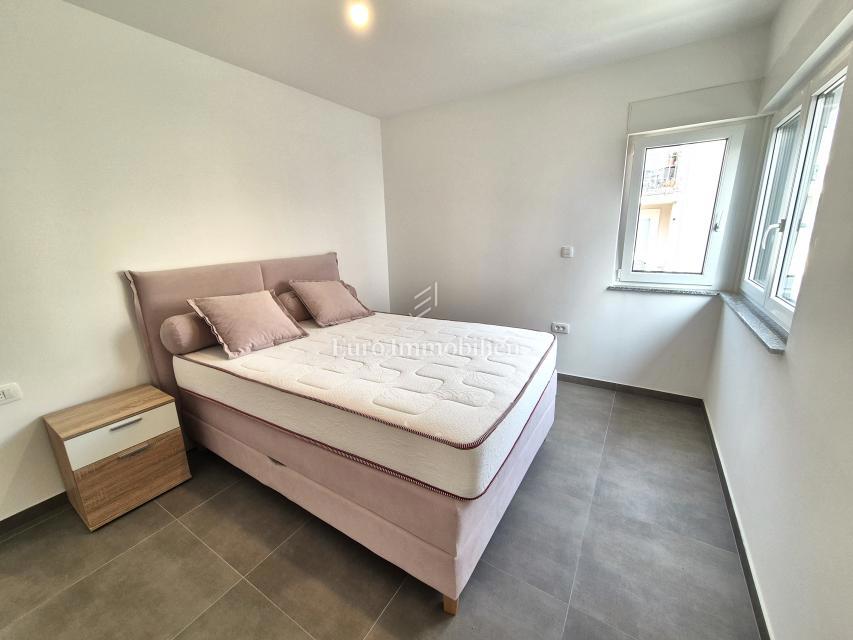 Malinska - casa bifamiliare arredata con piscina