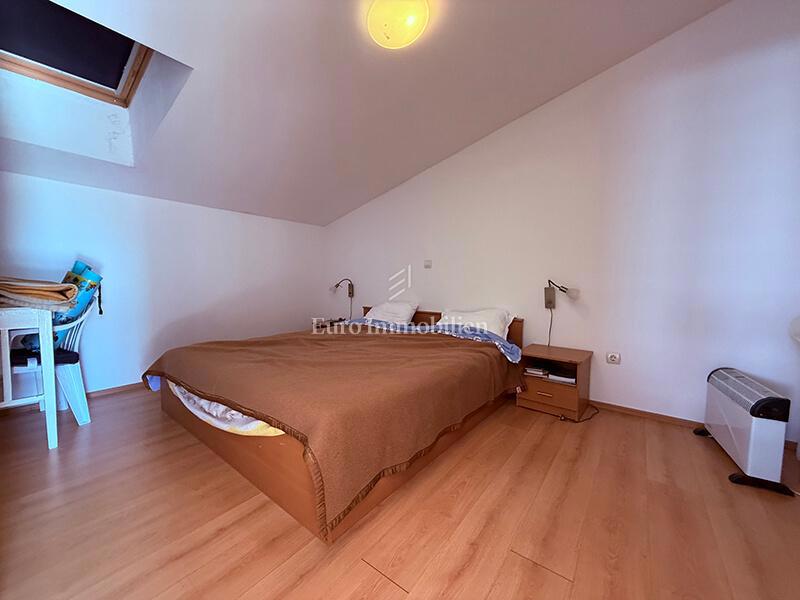 Baška Voda - casa nel centro della città, a 50 m dal mare