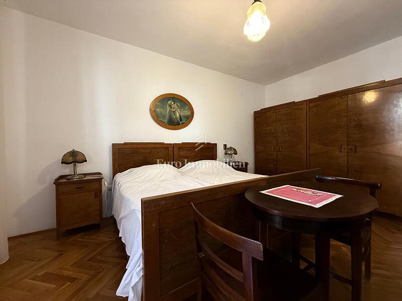 Baška Voda - casa nel centro della città, a 50 m dal mare