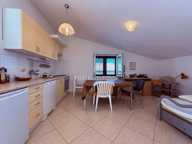 Baška Voda - casa nel centro della città, a 50 m dal mare