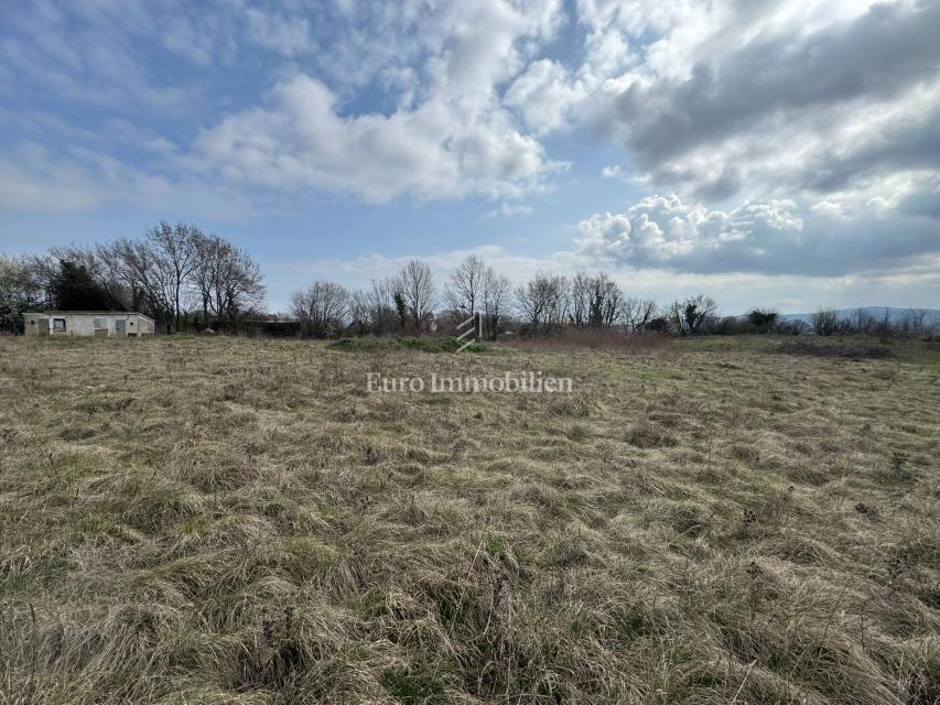 Zona di Albona - 5 lotti edificabili in un'ottima posizione