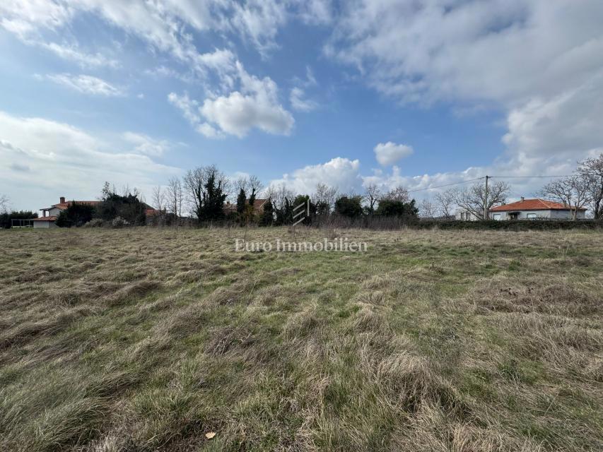 Zona di Albona - 5 lotti edificabili in un'ottima posizione