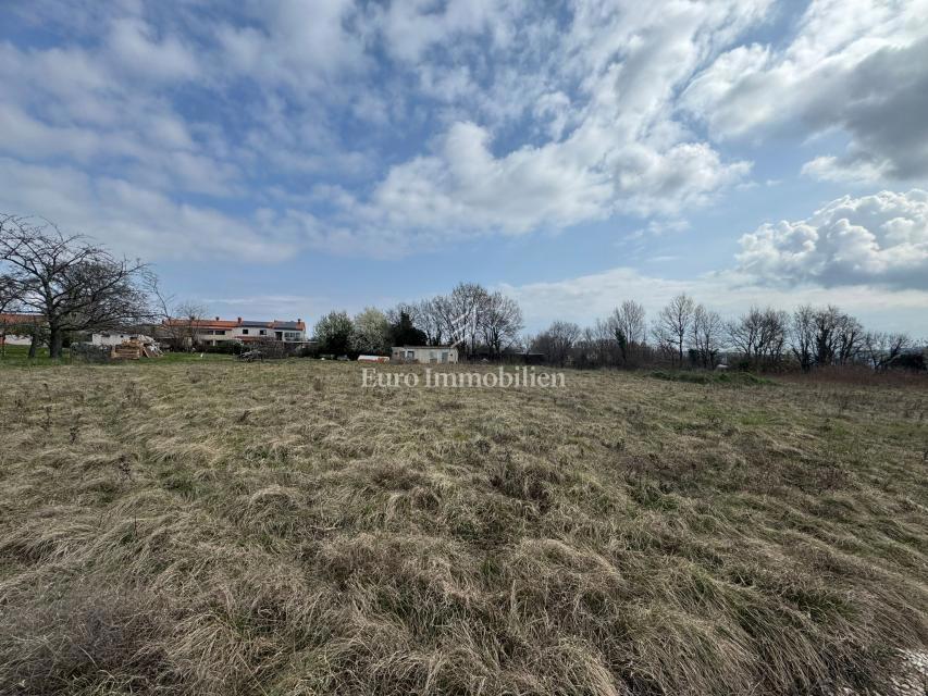 Zona di Albona - 5 lotti edificabili in un'ottima posizione