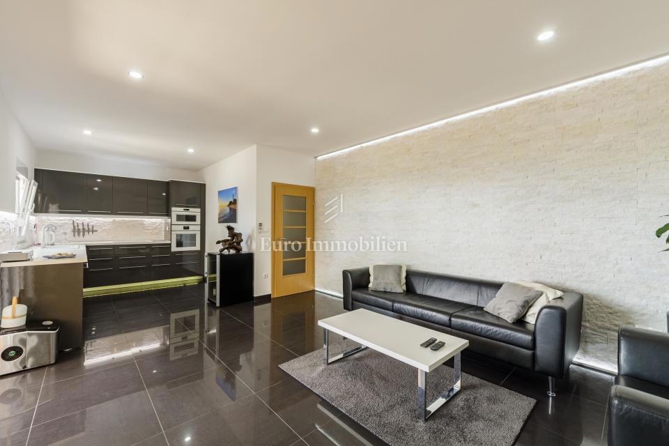 Vir - appartamento in prima fila sul mare con vista aperta